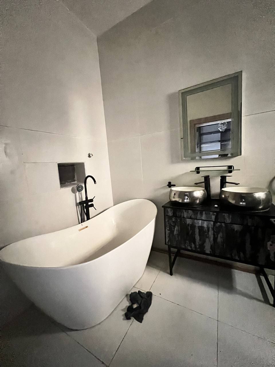 photo_5776125912817535842_y