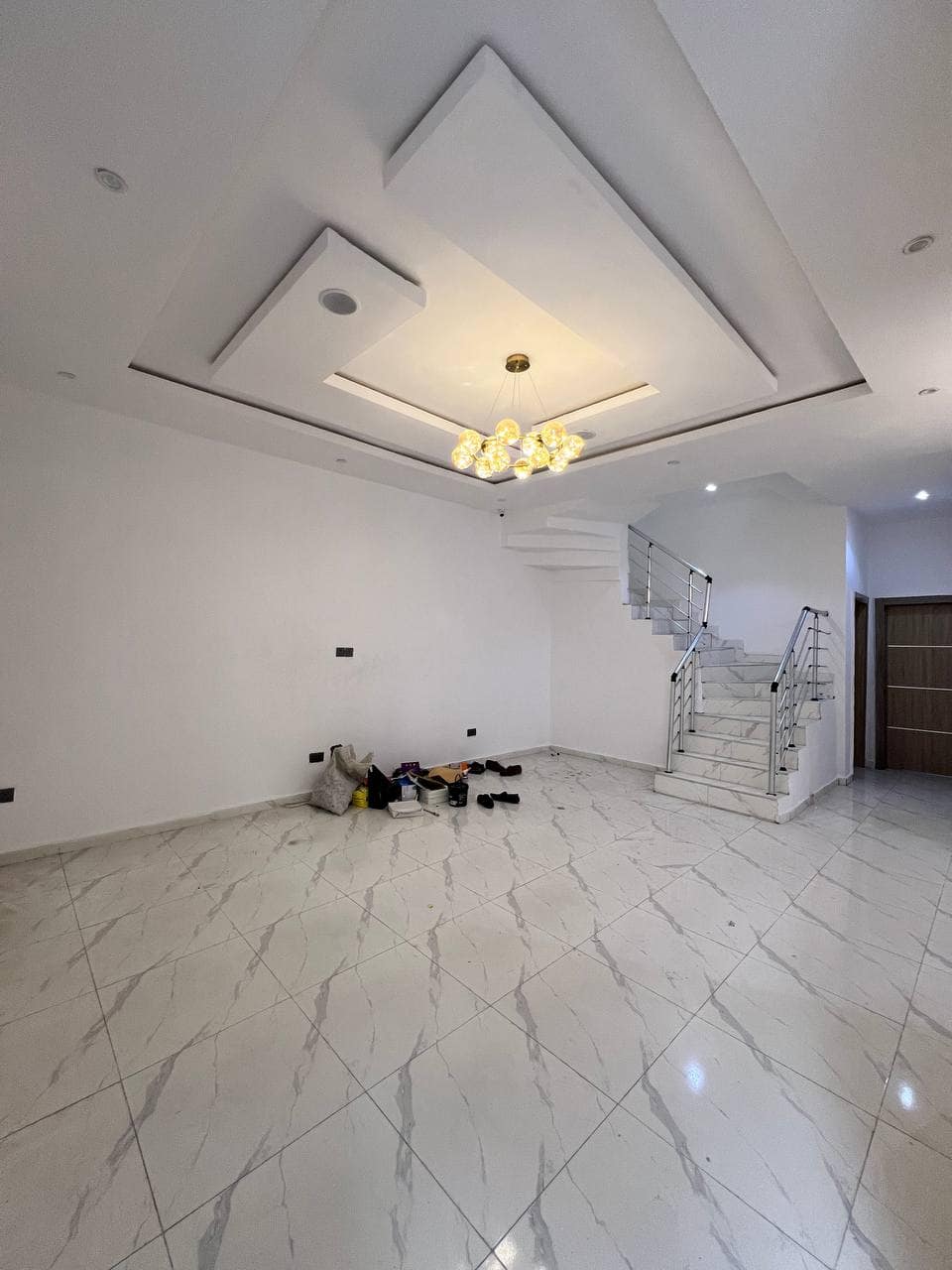 photo_5776125912817535893_y