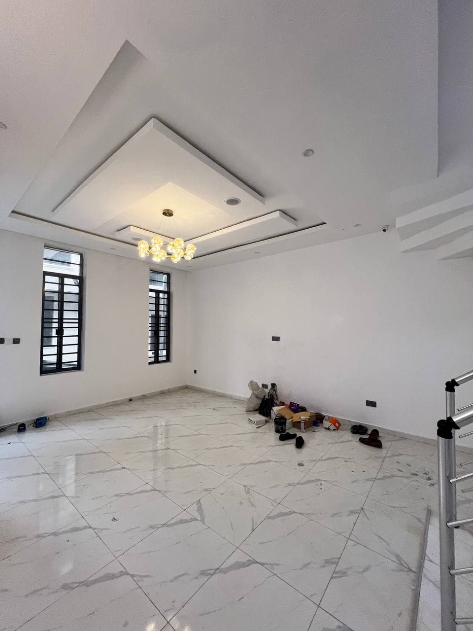 photo_5776125912817535894_y