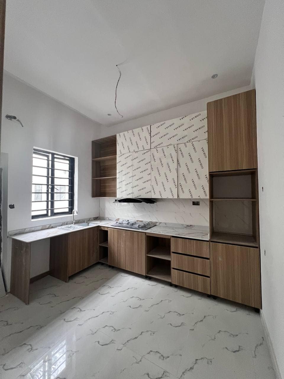 photo_5776125912817535898_y