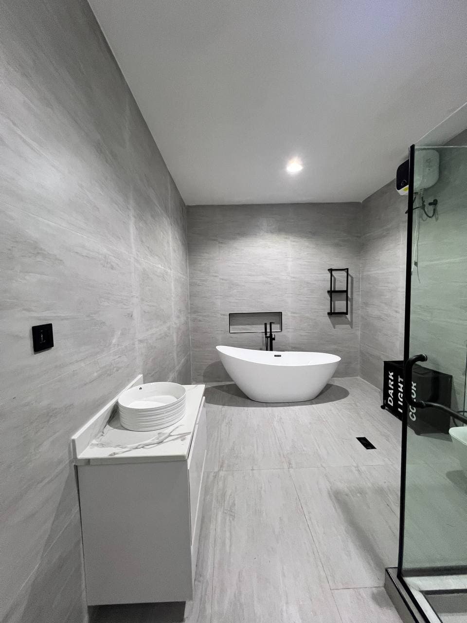 photo_5776125912817535938_y