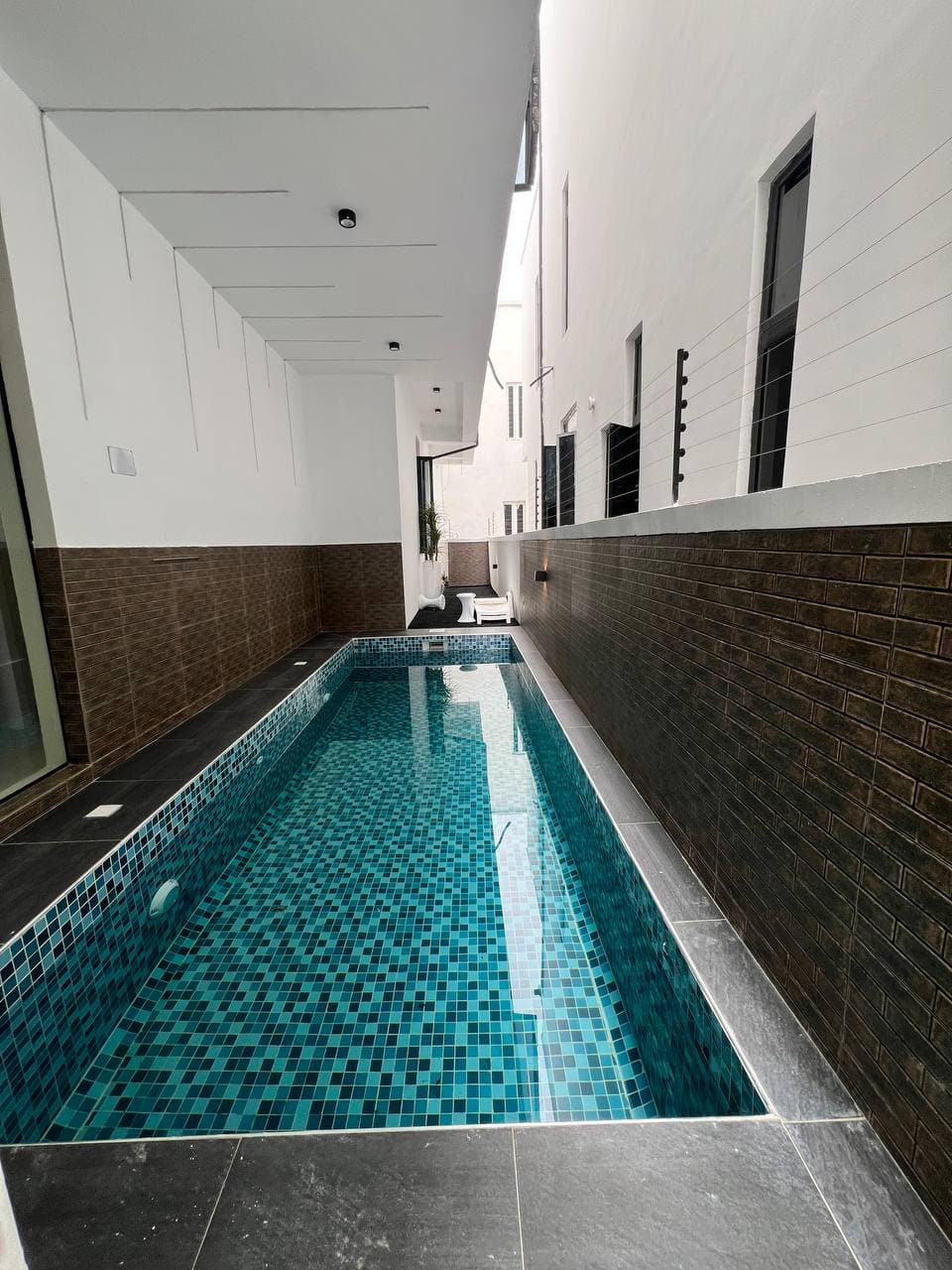 photo_5776125912817535945_y