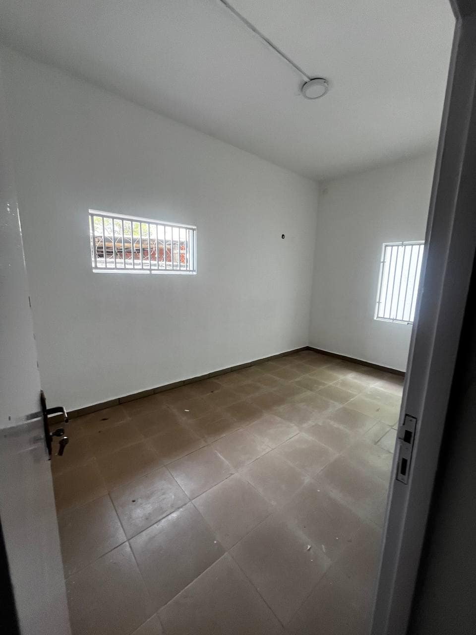 photo_5787144539746274229_y