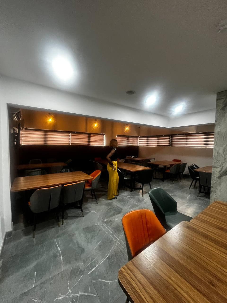 photo_5792040905542929368_y