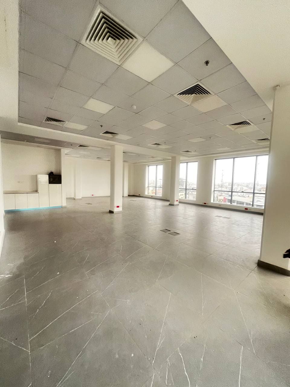 photo_5792040905542929379_y