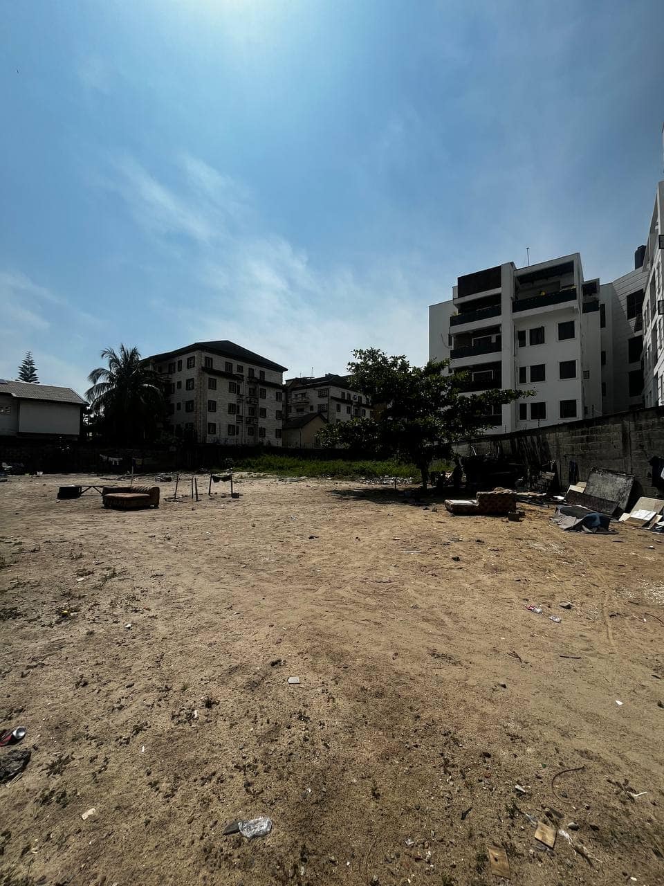 photo_5816537547868408991_y