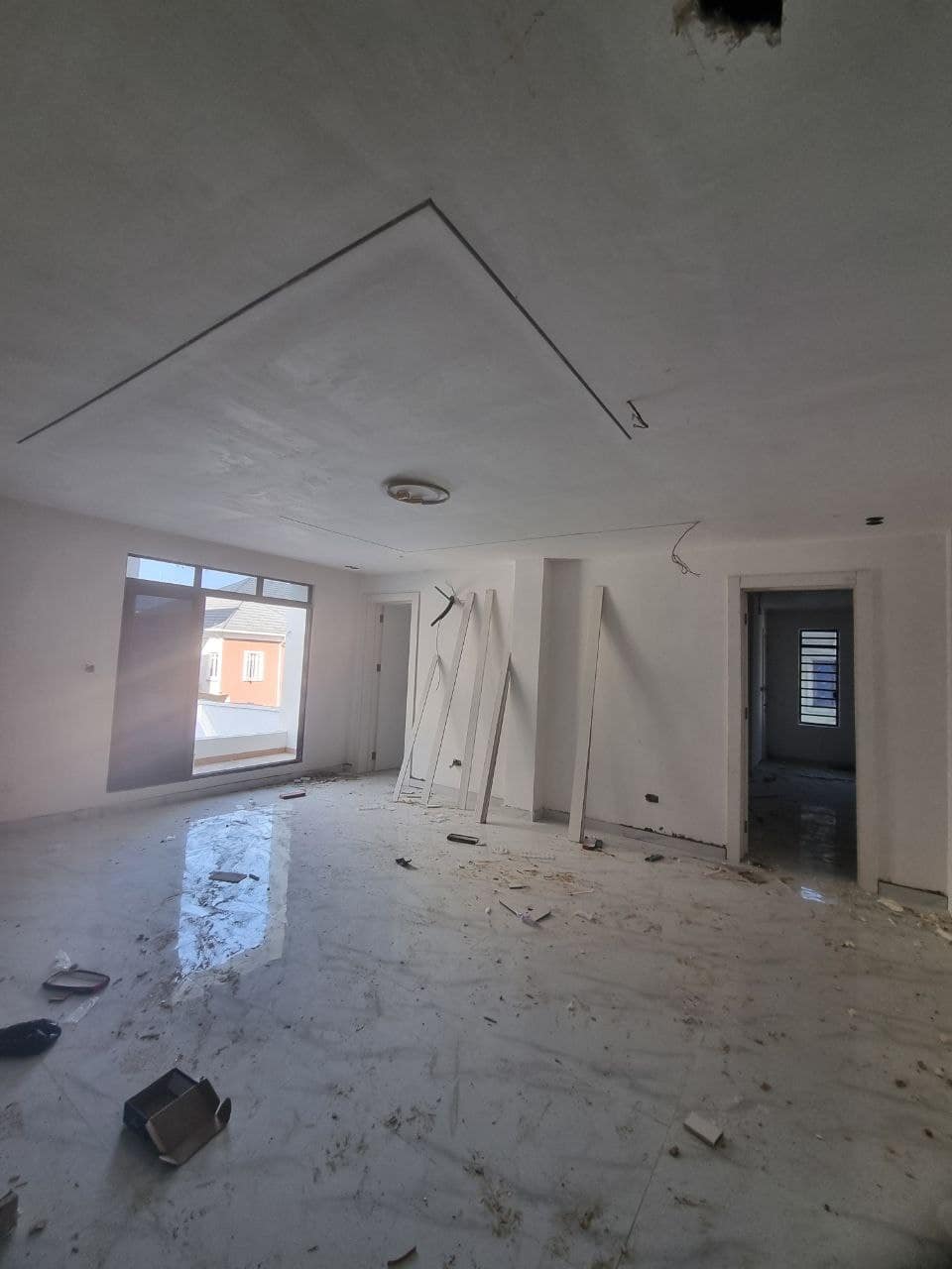 photo_5816537547868409141_y