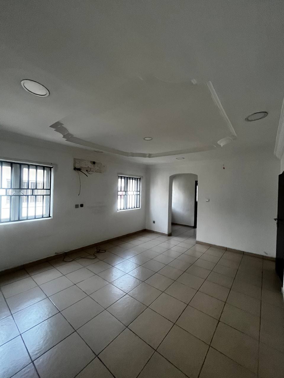 photo_5832300661960280877_y