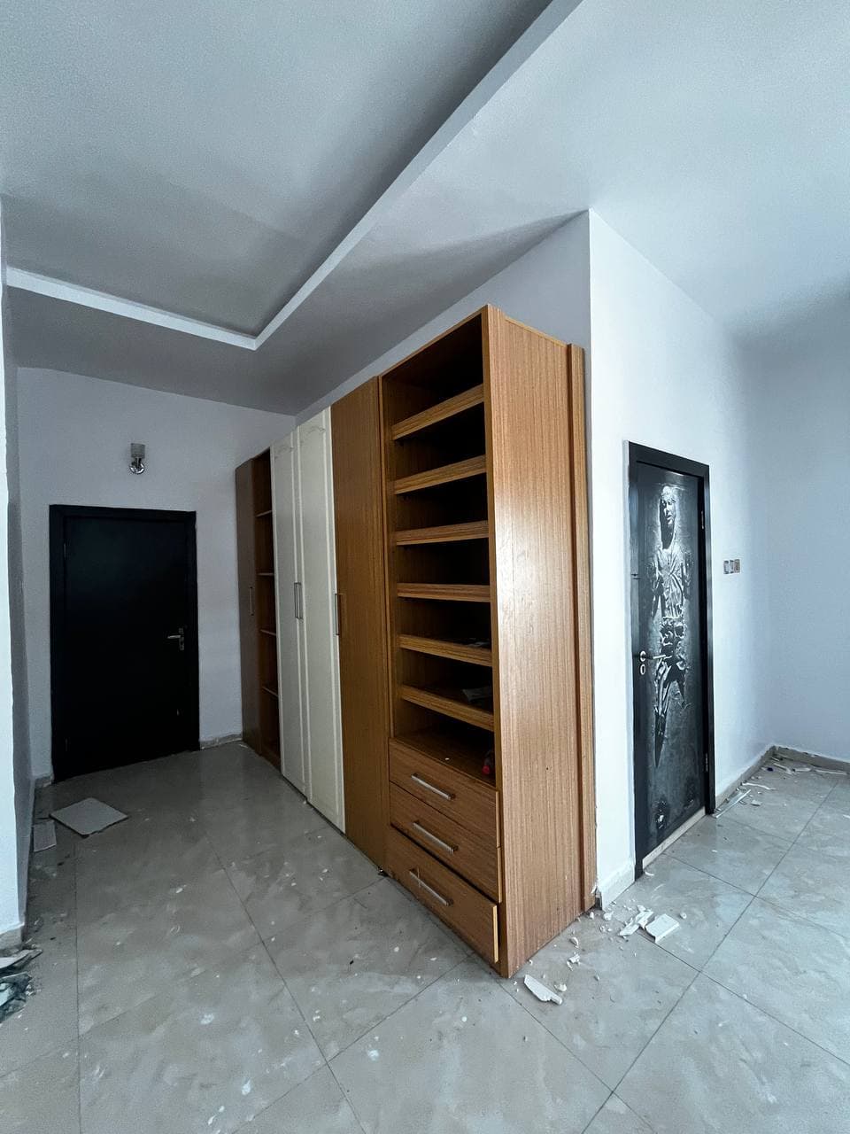 photo_5854848523004743160_y