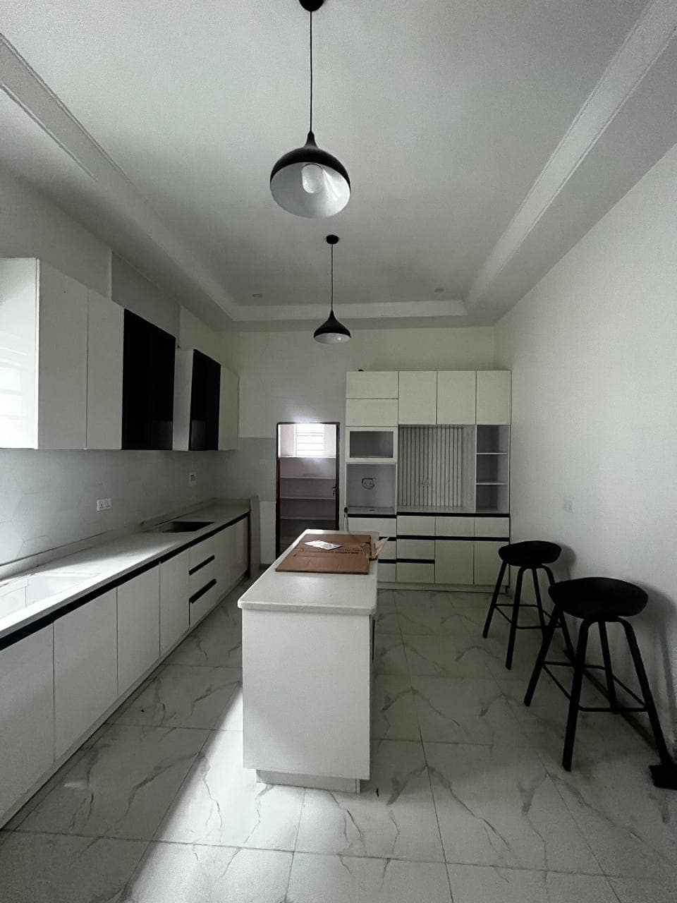 photo_5854848523004743170_y