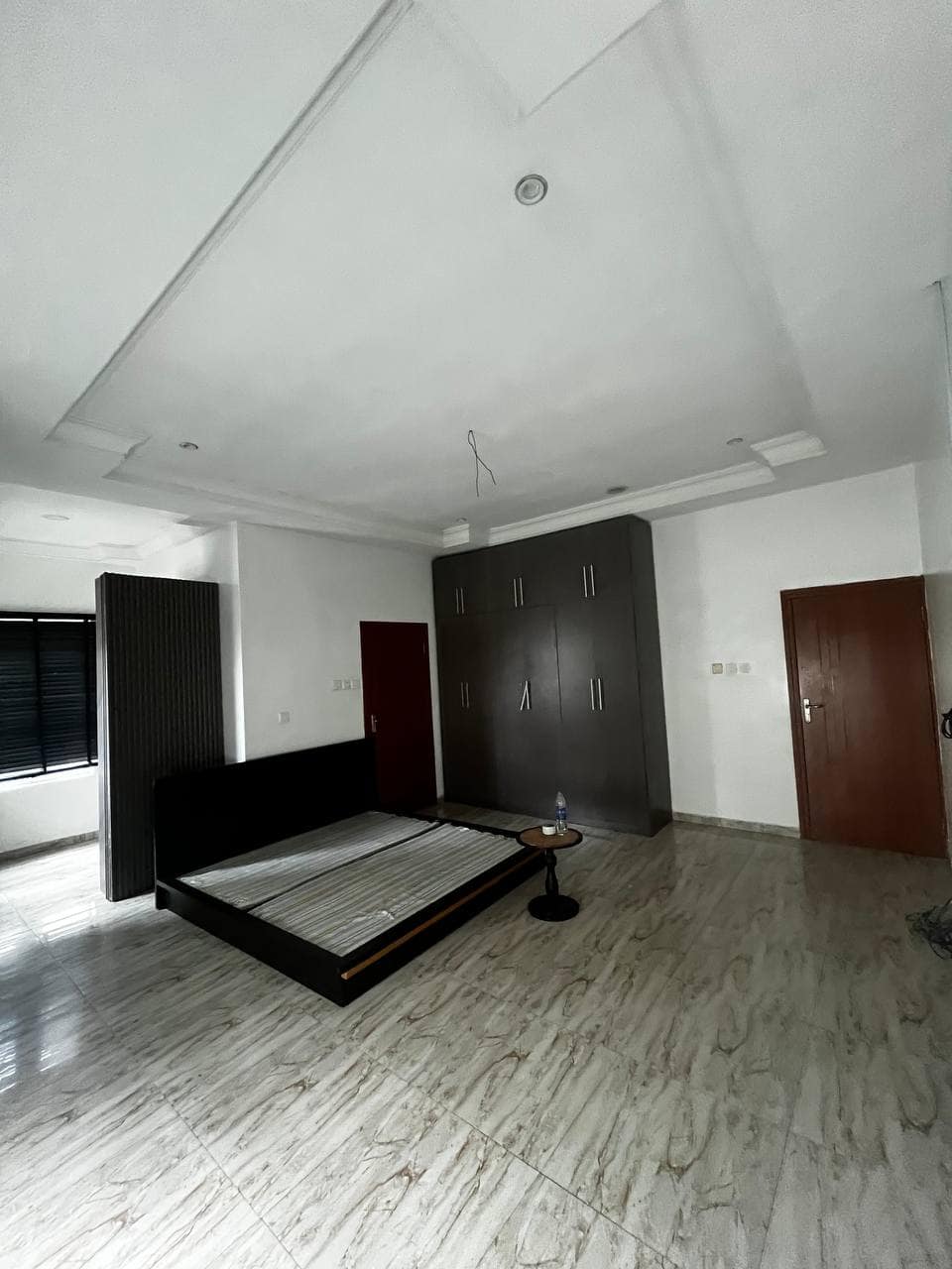 photo_5854848523004743174_y