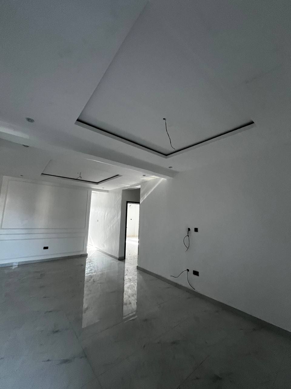 photo_5868738262556413269_y