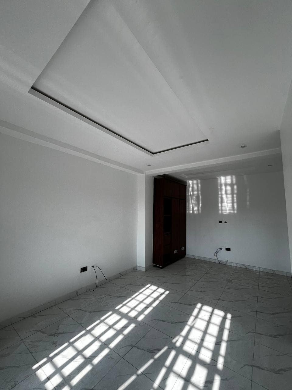 photo_5868738262556413275_y