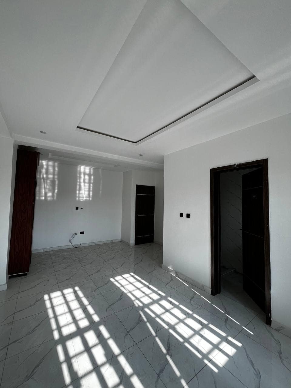 photo_5868738262556413277_y