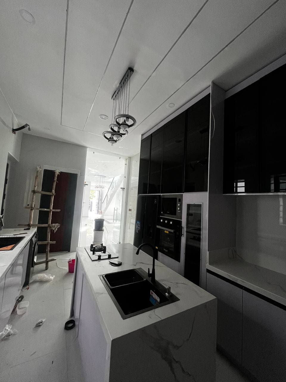 photo_5875194908367326113_y (1)