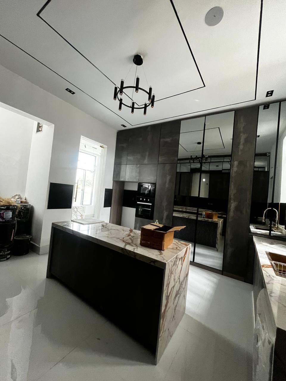 photo_5875194908367326170_y