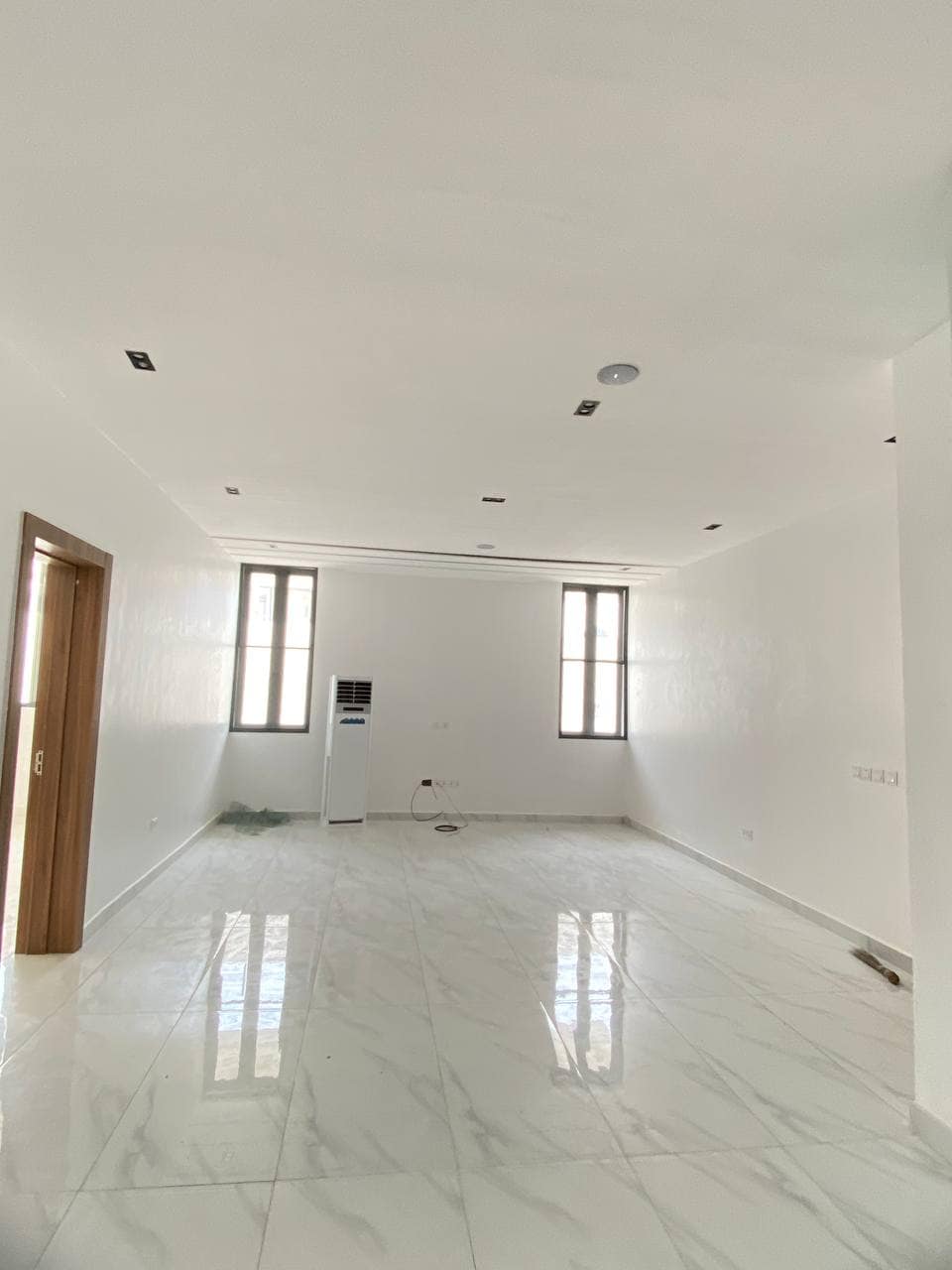 photo_5875416146427710689_y