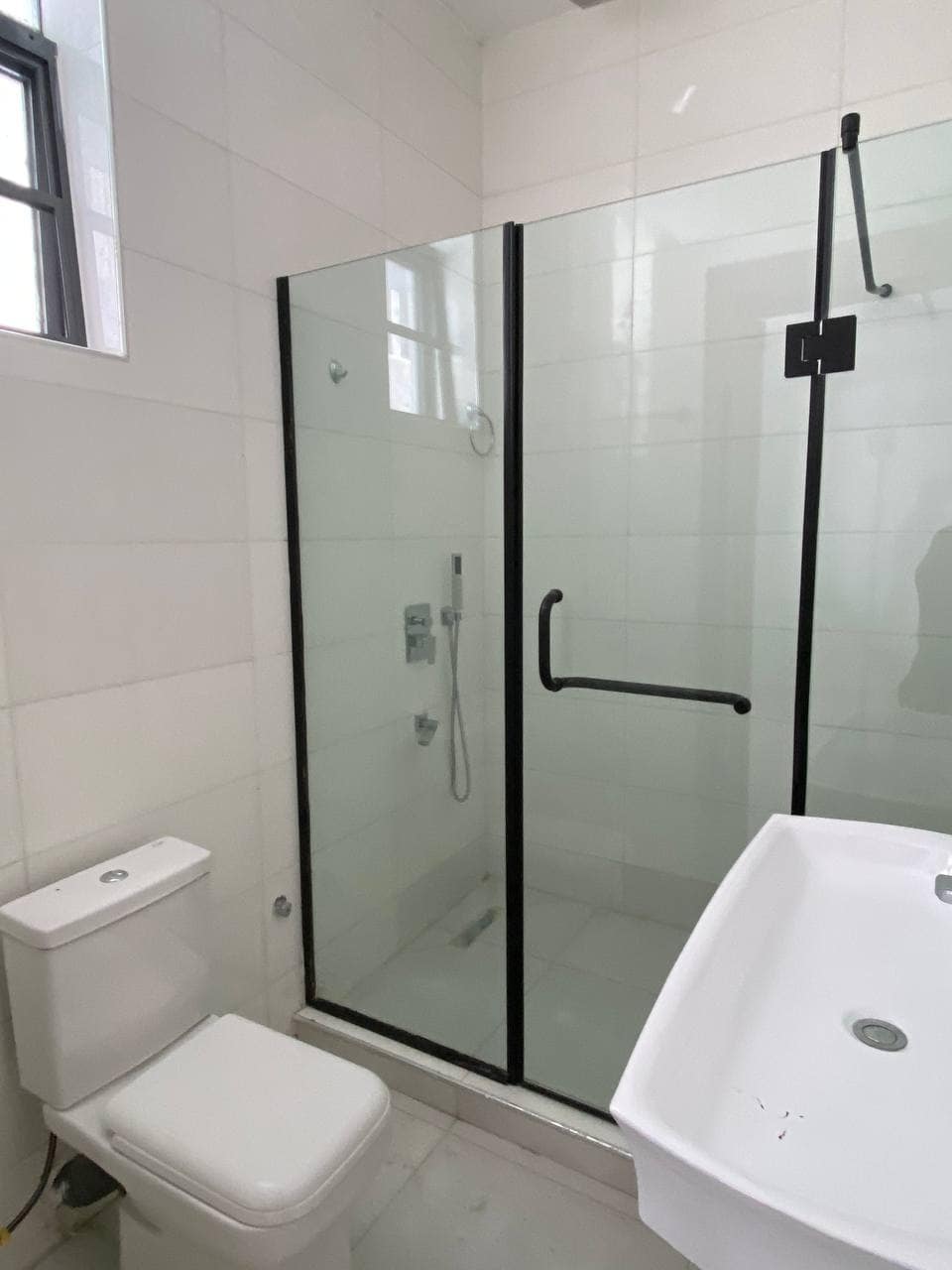 photo_5875416146427710698_y