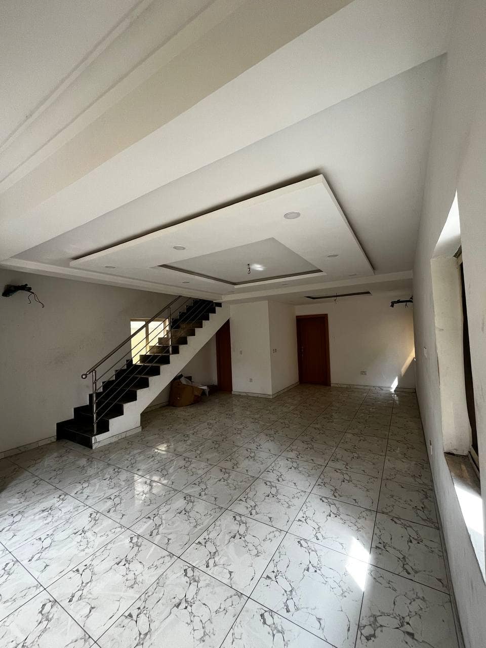 photo_5879586675636243392_y