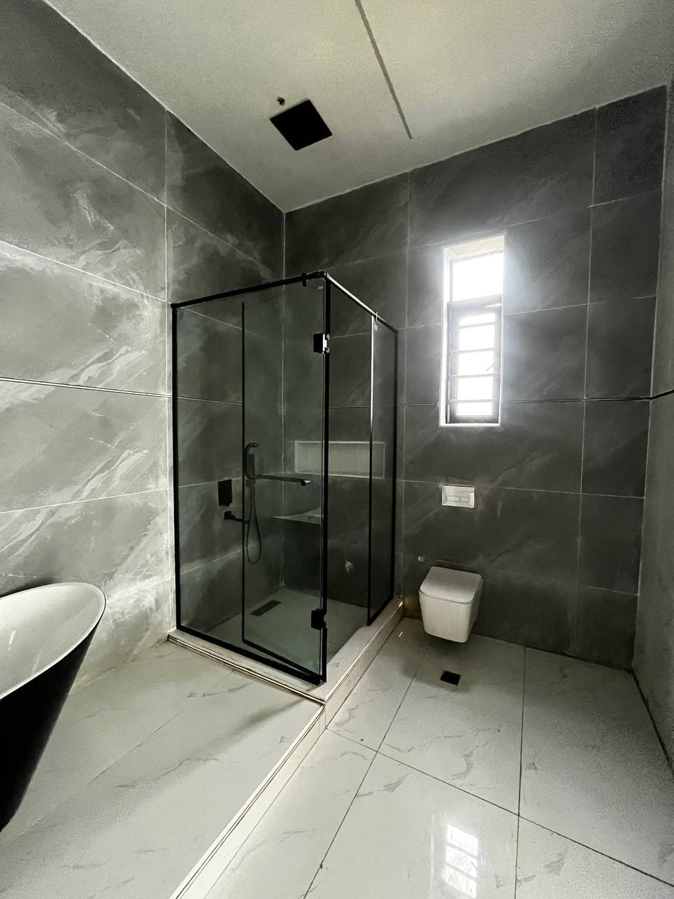 photo_5900266225906945140_y