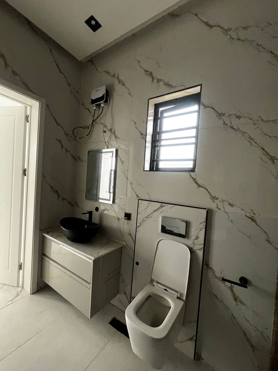 photo_5900266225906945155_y (1)