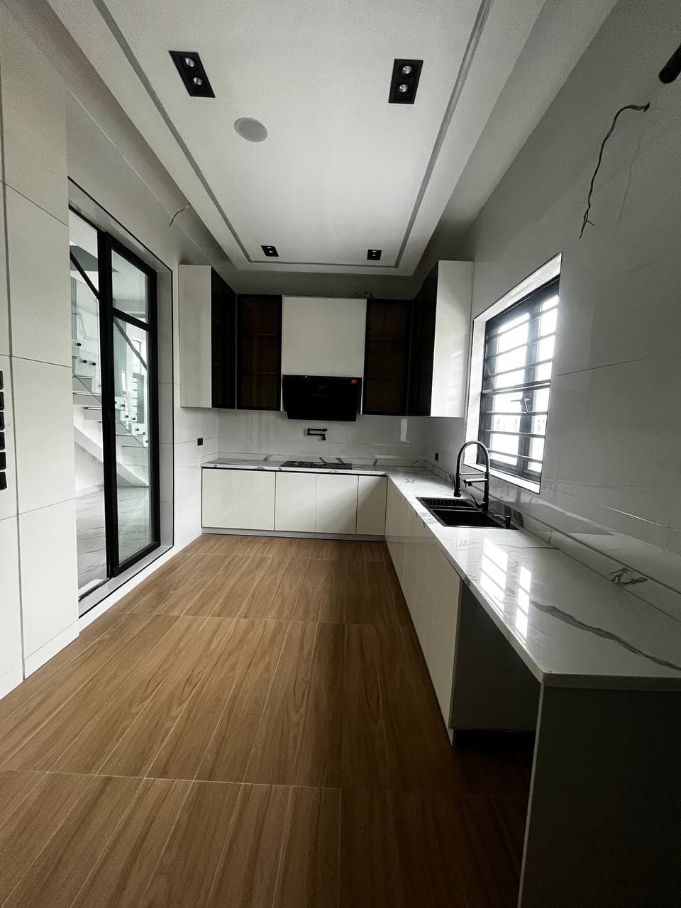 photo_5900266225906945156_y (1)