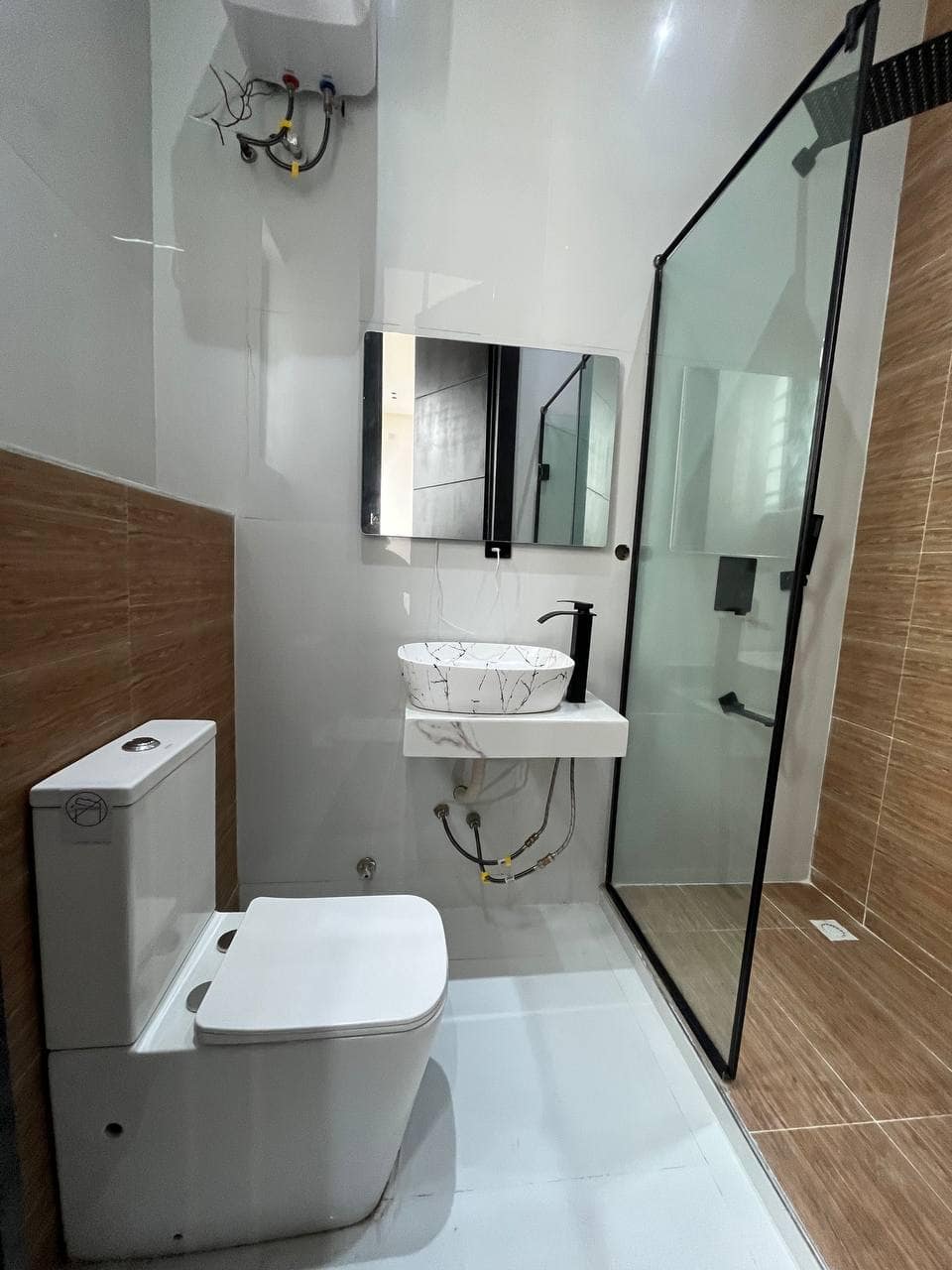 photo_5917787553580911584_y