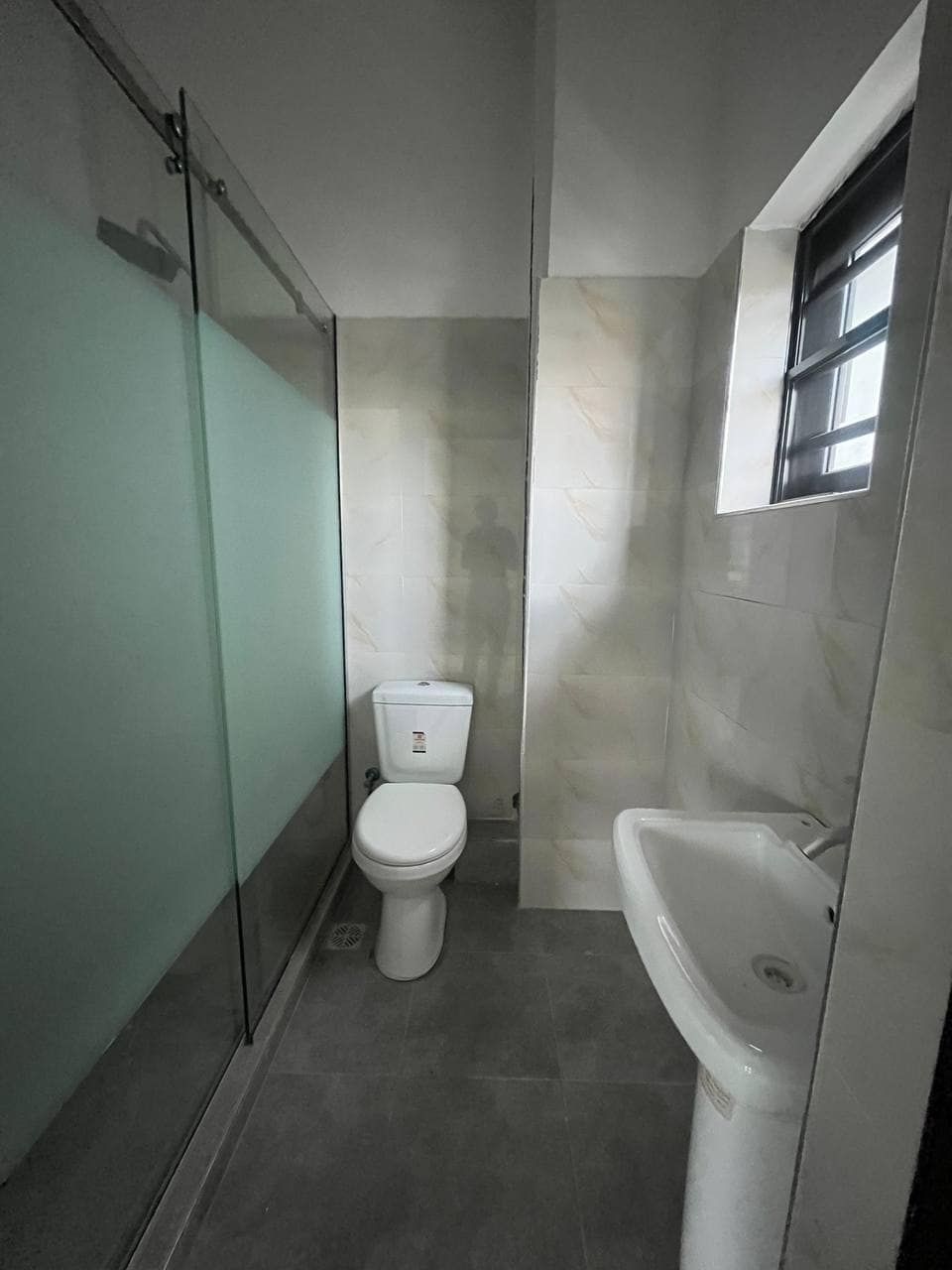 photo_5998973834318515091_y