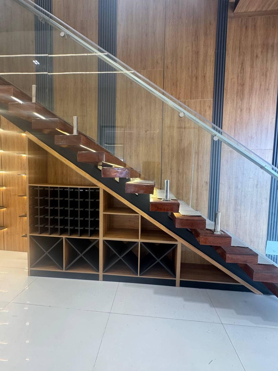 photo_5998973834318515135_y