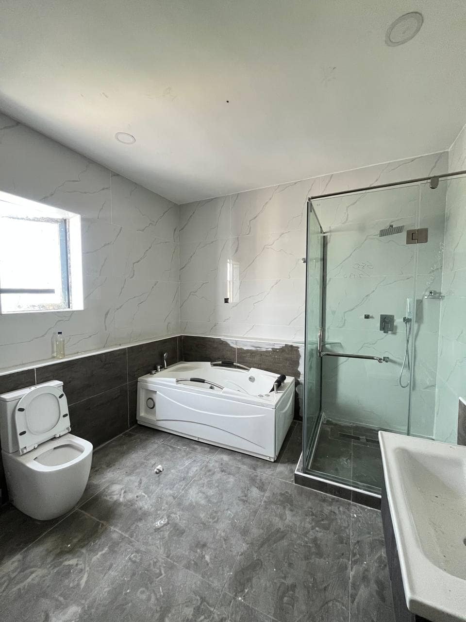 photo_6012865347691678579_y