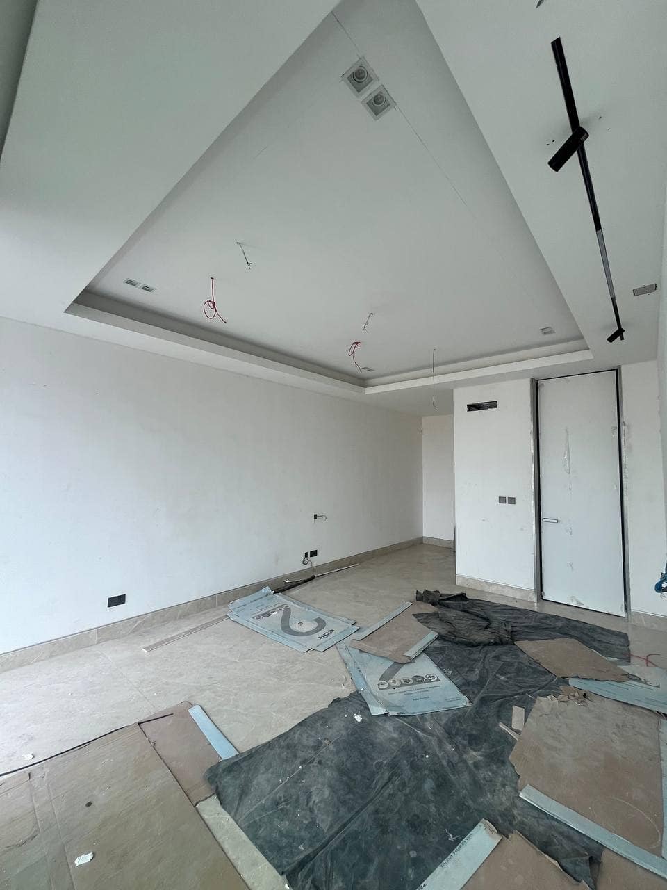 photo_6019572596254378903_y