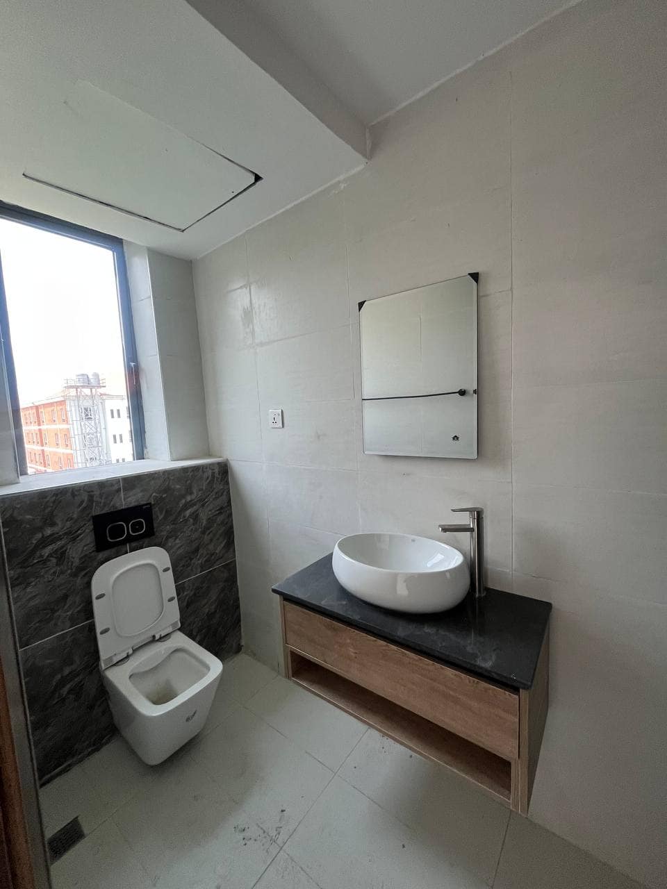 photo_6024076195881749280_y