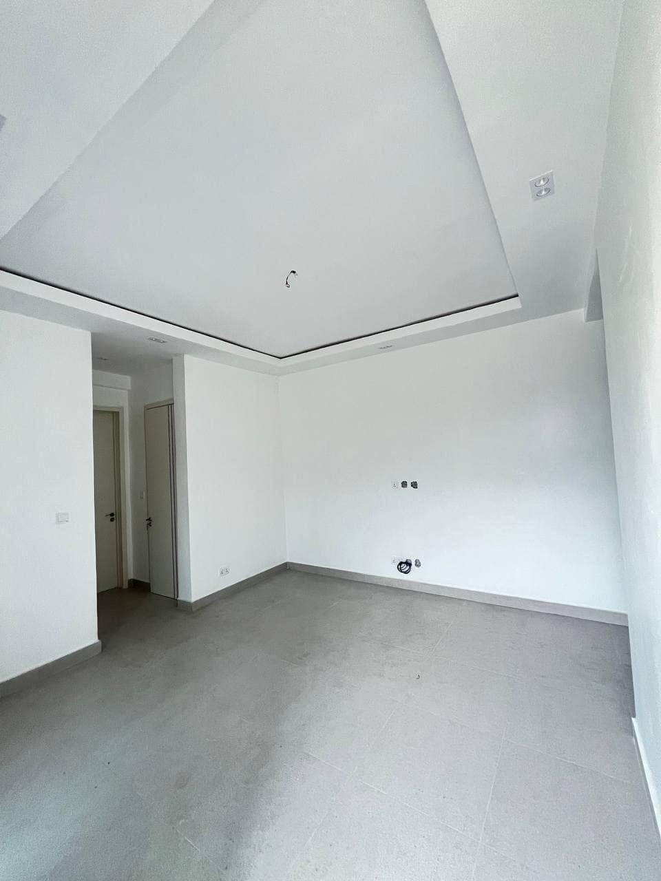 photo_5807562925940608277_y