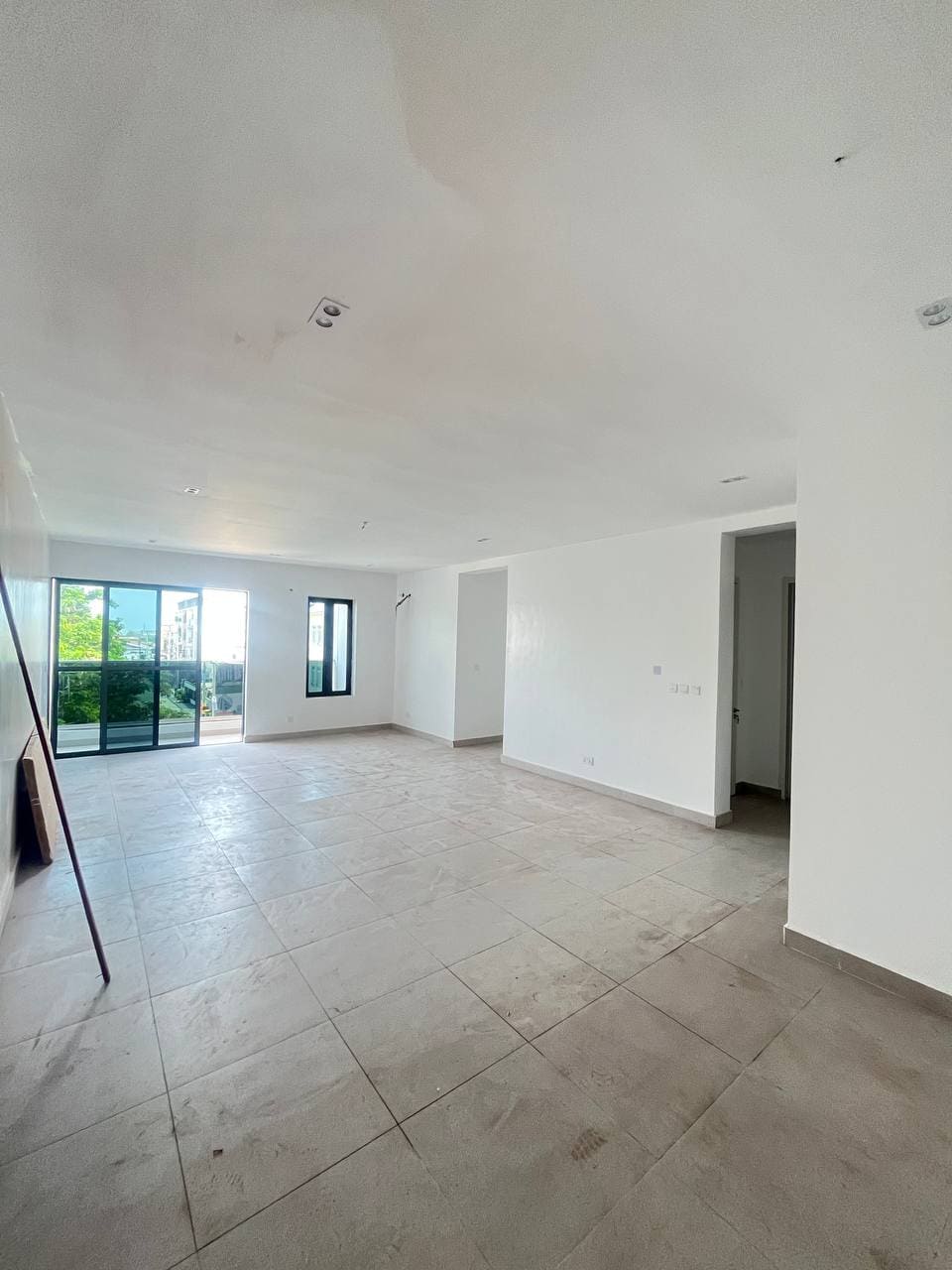 photo_5807562925940608315_y