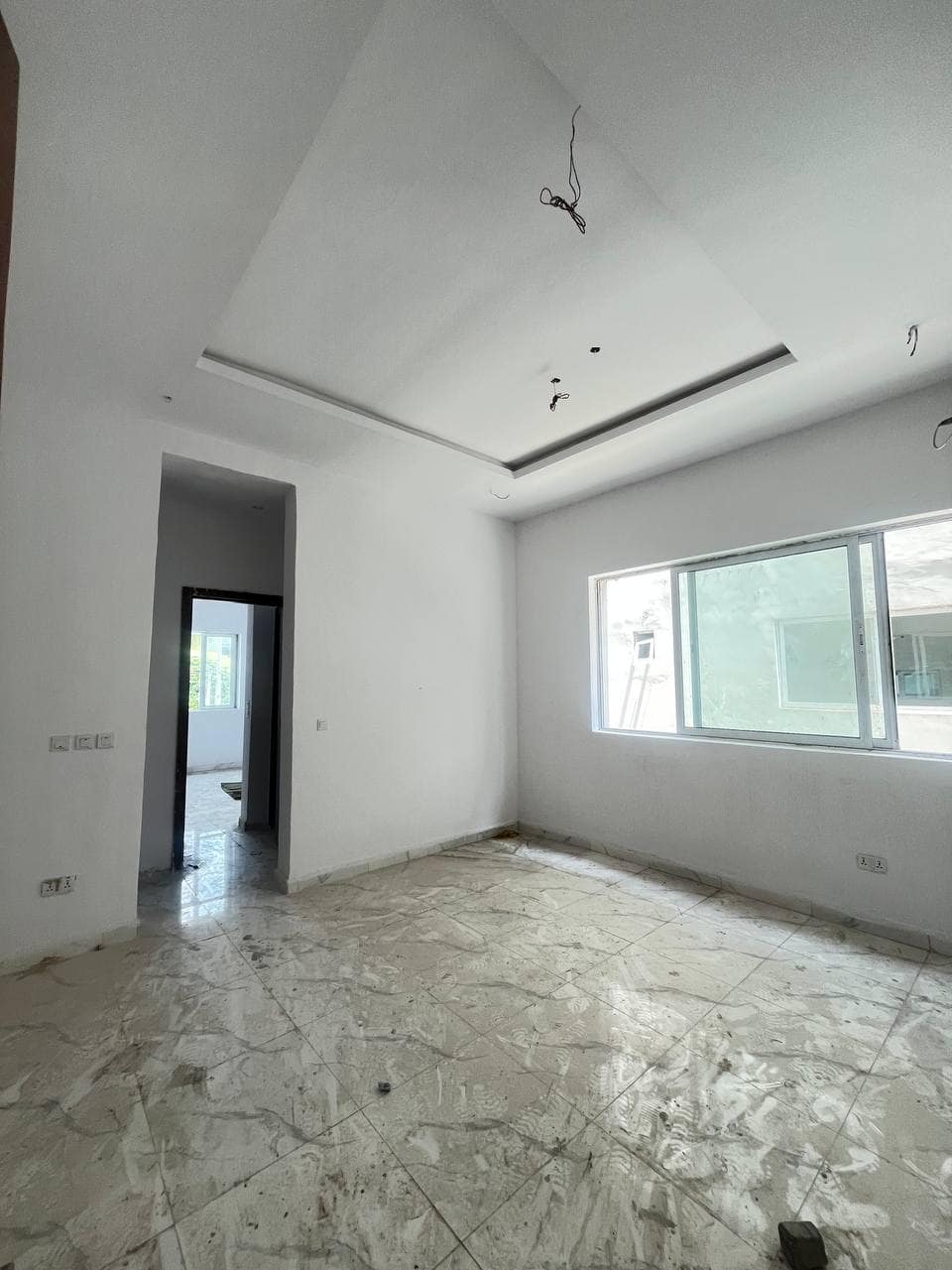 photo_5807562925940608349_y