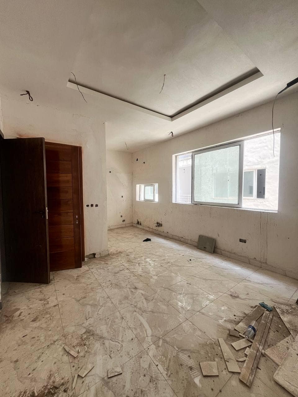 photo_5807562925940608351_y