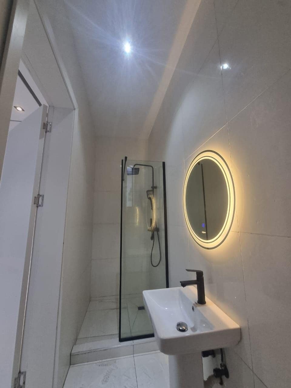 photo_5834566935813754286_y