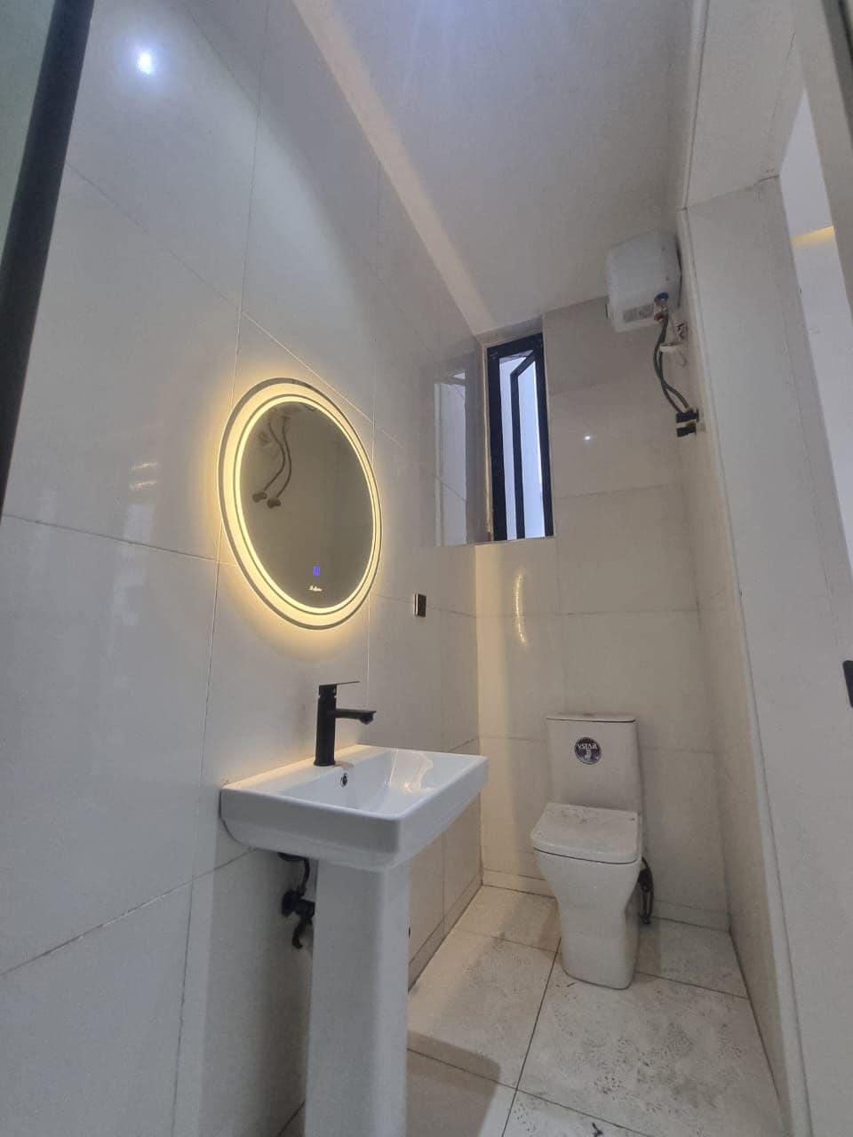 photo_5834566935813754287_y