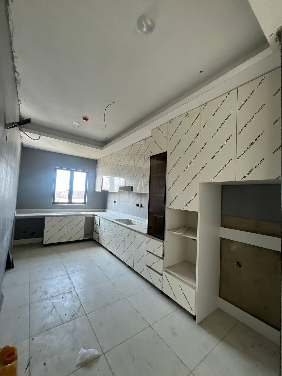 photo_5875131050793569731_y