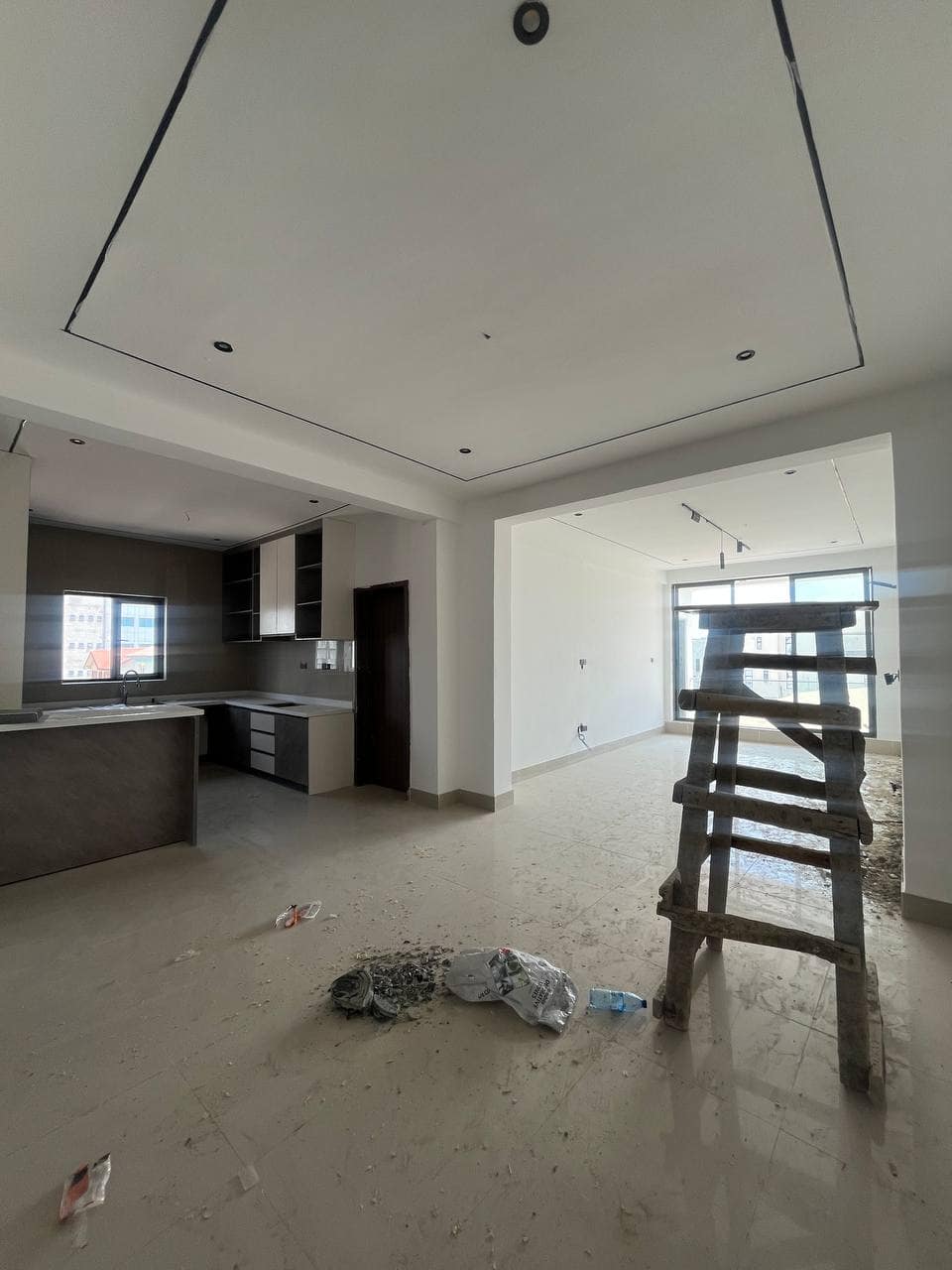 photo_5875131050793569748_y